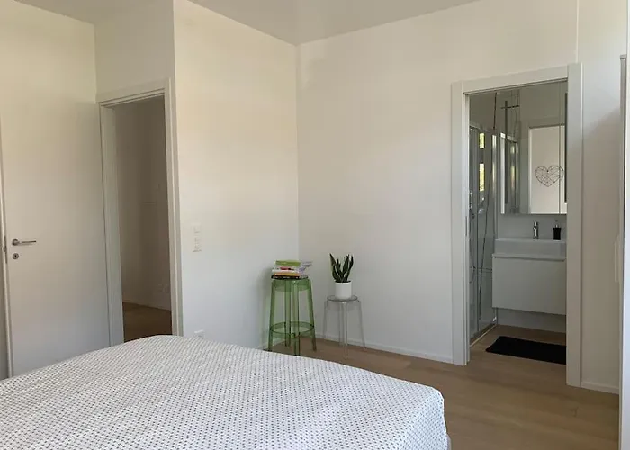 Live - Via Massagno Apartment