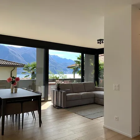 Live - Via Massagno * 루가노