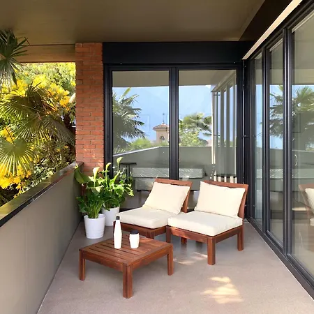 Live - Via Massagno * 루가노